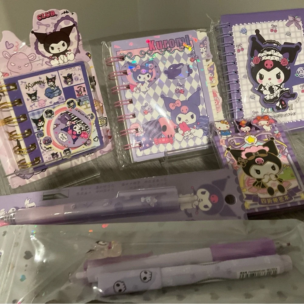 Kuromi 8 Piece Bundle Stationery Set